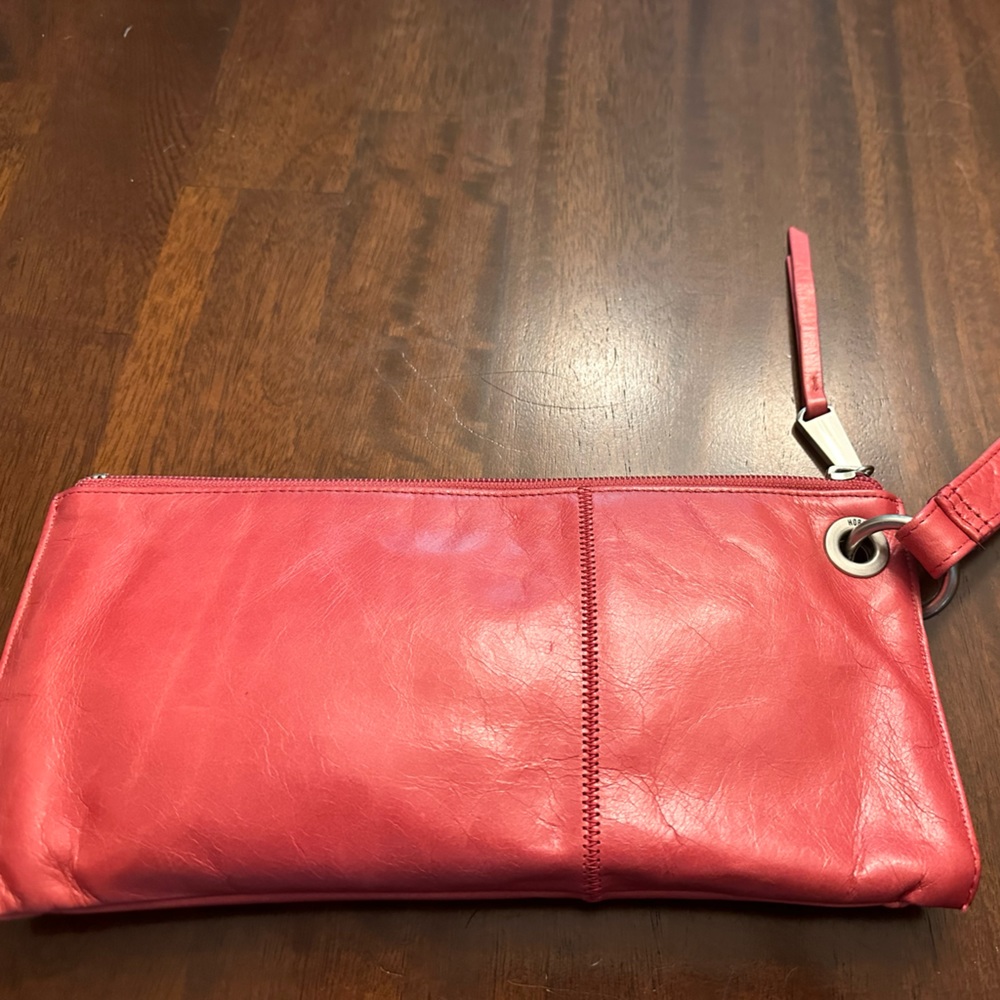 HOBO Vida Wristlet